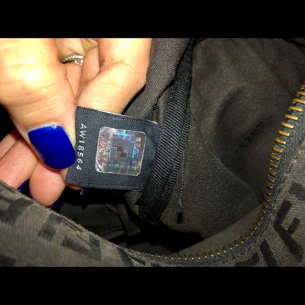 Fendi purse - Picture 5 of 5